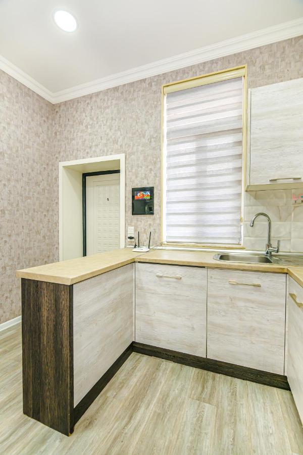 Luxury 2 Room Apartment In The Center Baku Exterior photo